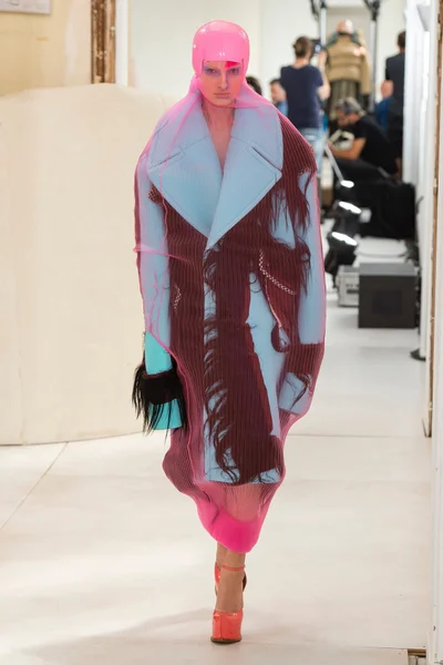 Look 20